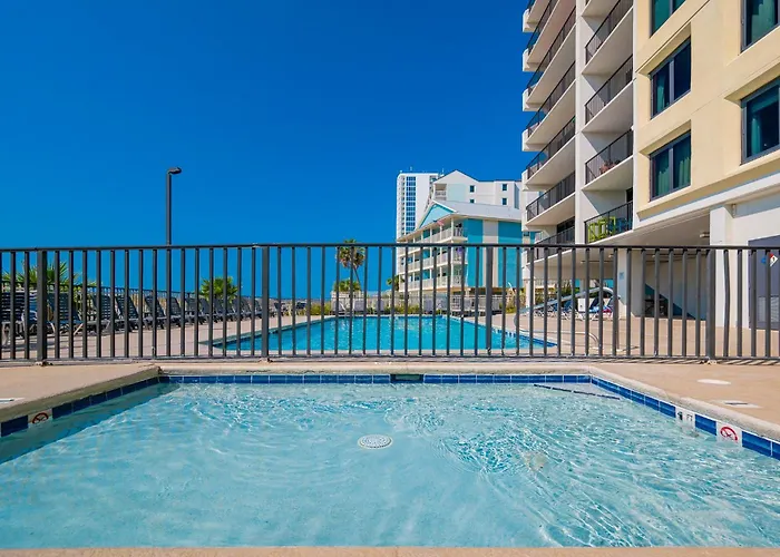 Apartment Island Winds West 776 *